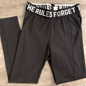 H&M Divided Women’s Black Leggings Size S